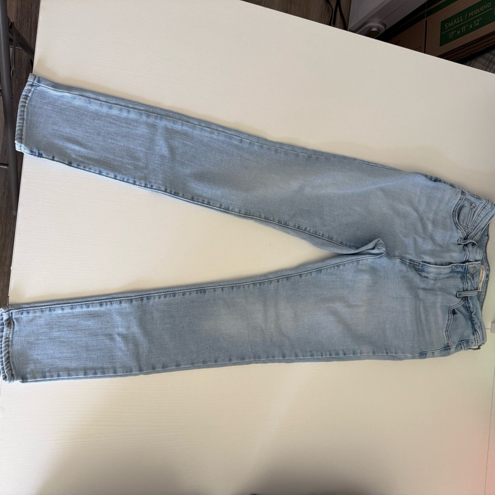 Signature by Levi Strauss Women's Light Blue Skinny Jeans